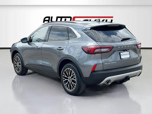 Carbonized Gray Metallic 2024 Ford Escape Platinum
