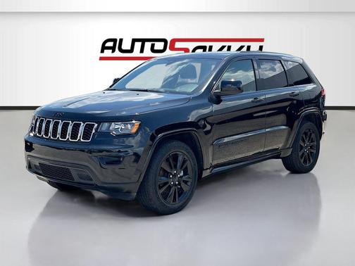 Diamond Black Crystal Pearlcoat 2020 Jeep Grand Cherokee Altitude