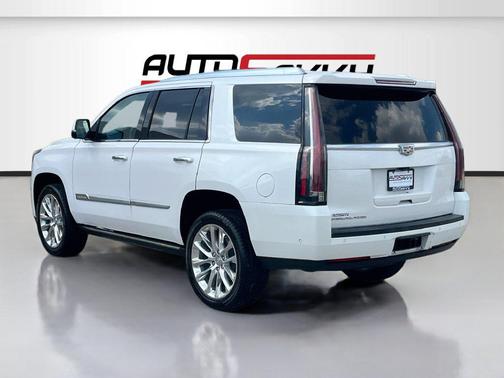 Crystal White Tricoat 2019 Cadillac Escalade Premium Luxury