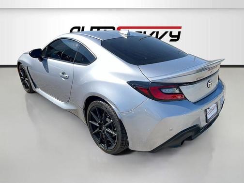 2023 Toyota GR86 Premium