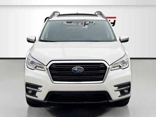 Crystal White Pearl 2022 Subaru Ascent Touring 7-Passenger