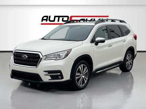 Crystal White Pearl 2022 Subaru Ascent Touring 7-Passenger
