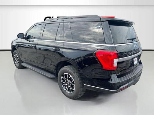 2023 Ford Expedition XLT
