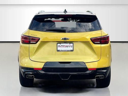Nitro Yellow Metallic 2024 Chevrolet Blazer RS