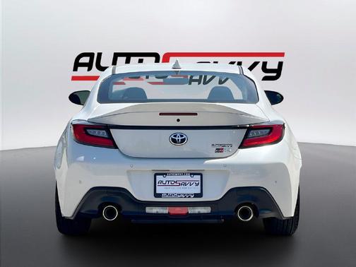 Halo 2026 Toyota GR86 Premium