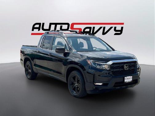 Crystal Black Pearl 2025 Honda Ridgeline RTL