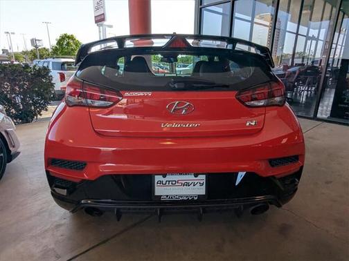 2022 Hyundai Veloster N Base