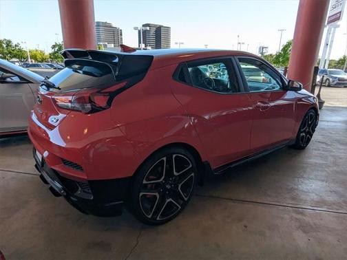 2022 Hyundai Veloster N Base