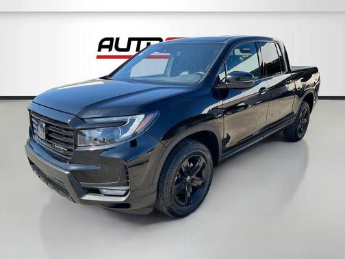 2023 Honda Ridgeline Black