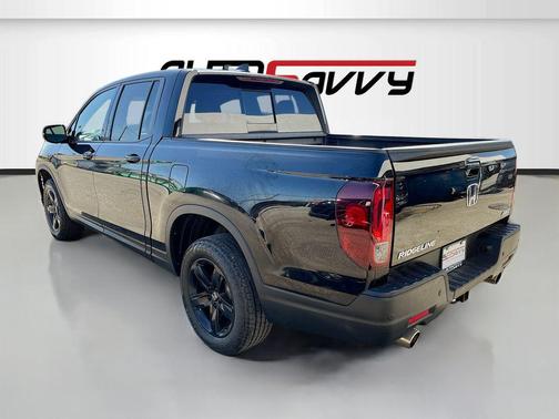 2023 Honda Ridgeline Black
