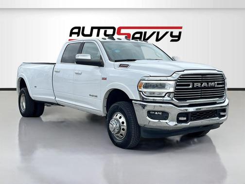 2022 RAM 3500 Laramie Crew Cab 4x4 8' Box
