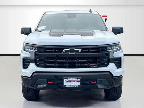 Summit White 2025 Chevrolet Silverado 1500 LT Trail Boss