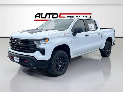 Summit White 2025 Chevrolet Silverado 1500 LT Trail Boss