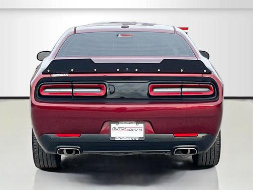 Octane Red Pearlcoat 2022 Dodge Challenger GT