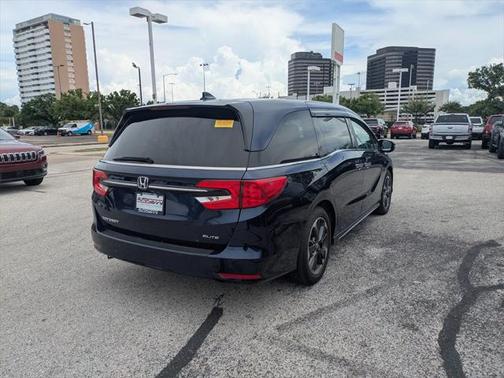 2022 Honda Odyssey Elite