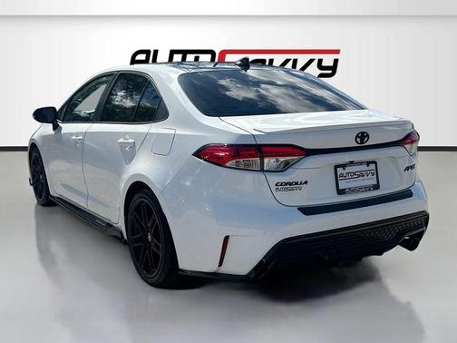 Black Sand Pearl 2022 Toyota Corolla SE