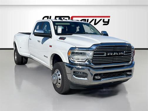 2022 RAM 3500 Laramie Crew Cab 4x4 8' Box