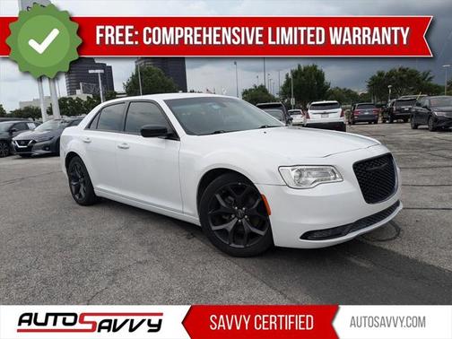 2020 Chrysler 300 Touring