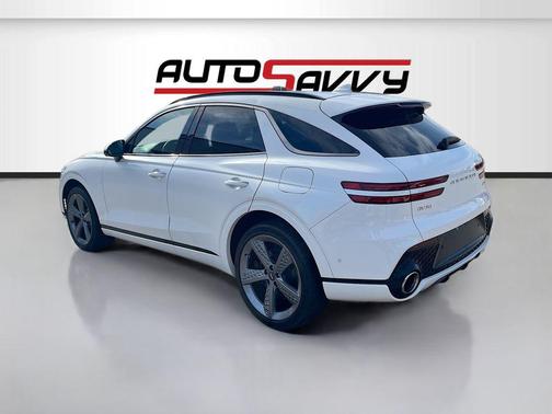 Uyuni White 2024 Genesis GV70 3.5T AWD Sport