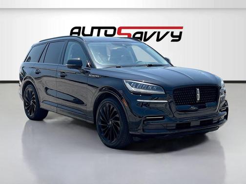 Infinite Black Metallic Clearcoat 2023 Lincoln Aviator Reserve