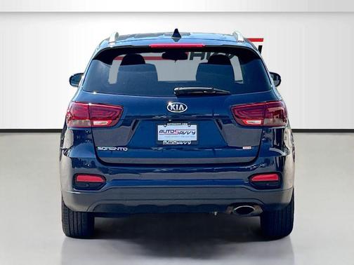 Blaze Blue 2019 Kia Sorento LX