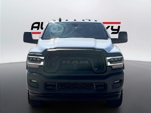Bright White Clearcoat 2024 RAM 2500 Power Wagon