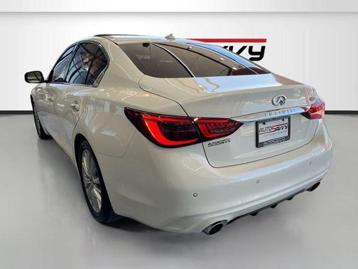 Majestic White 2024 INFINITI Q50 3.0t LUXE