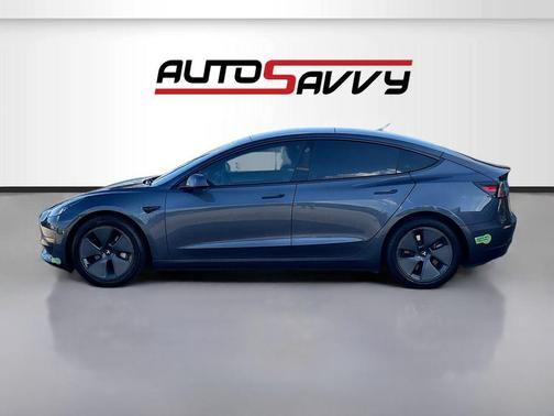 Gray 2023 Tesla Model 3 Standard Range