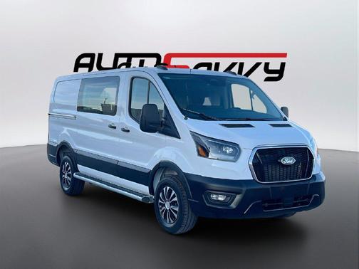 Oxford White 2026 Ford Transit-250 Base