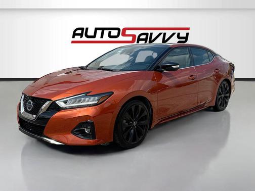 Sunset Drift Chromaflair 2022 Nissan Maxima SR Xtronic CVT