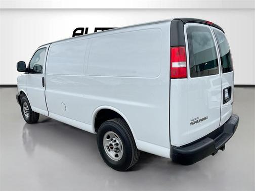 2023 GMC Savana 2500 Work Van
