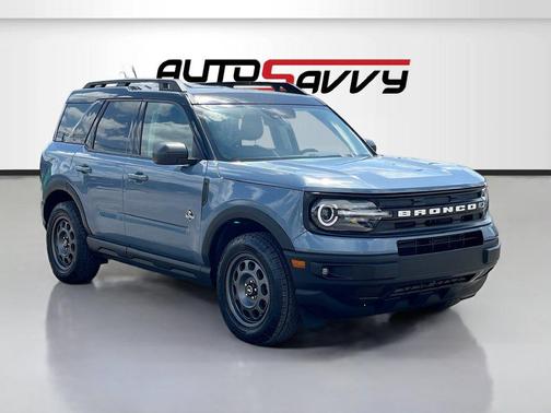 Azure Gray Metallic Tri-Coat 2024 Ford Bronco Sport Outer Banks