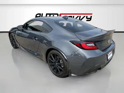 Charcoal 2025 Toyota GR86 Premium