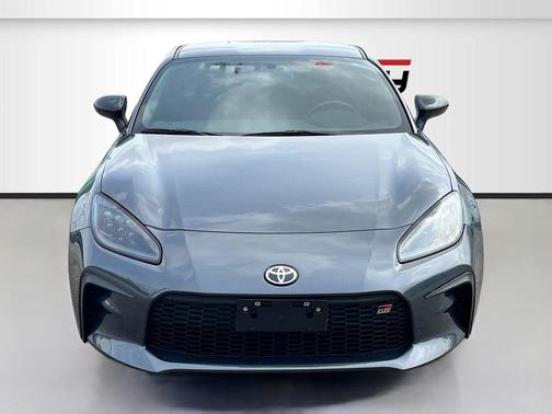 2025 Toyota GR86 Premium