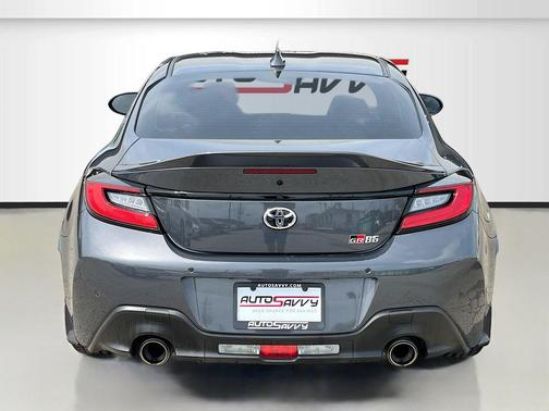 2025 Toyota GR86 Premium