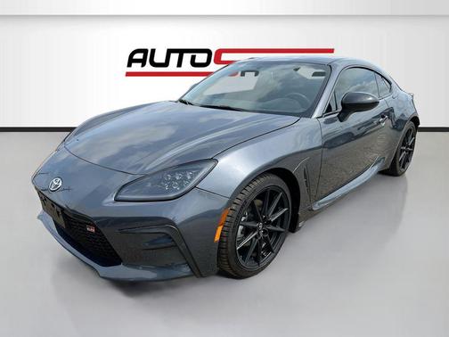 2025 Toyota GR86 Premium