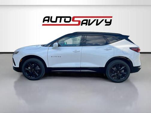 Iridescent Pearl Tricoat 2022 Chevrolet Blazer RS