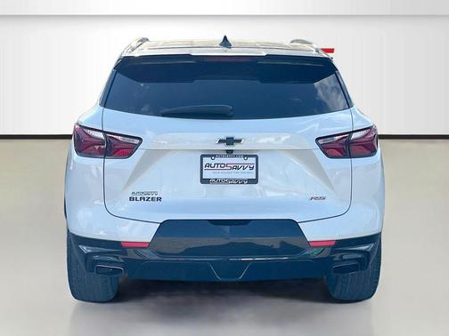 Iridescent Pearl Tricoat 2022 Chevrolet Blazer RS