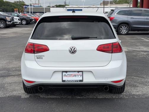 2017 Volkswagen Golf GTI 2.0T S 4-Door