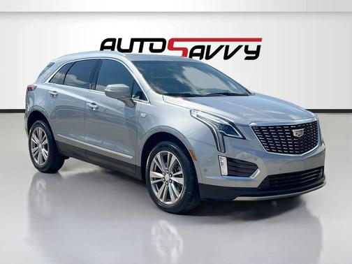 Argent Silver Metallic 2025 Cadillac XT5 Premium Luxury