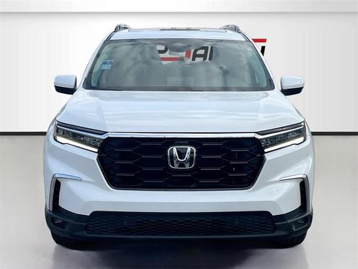 2024 Honda Pilot Touring 8-Passenger