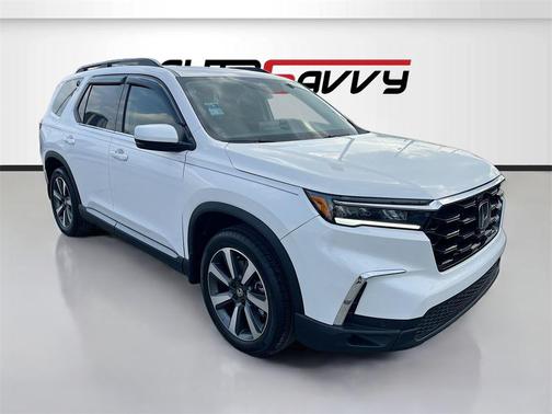 2024 Honda Pilot Touring 8-Passenger