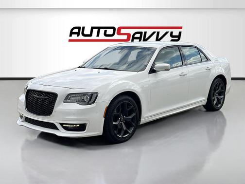 2022 Chrysler 300 Touring