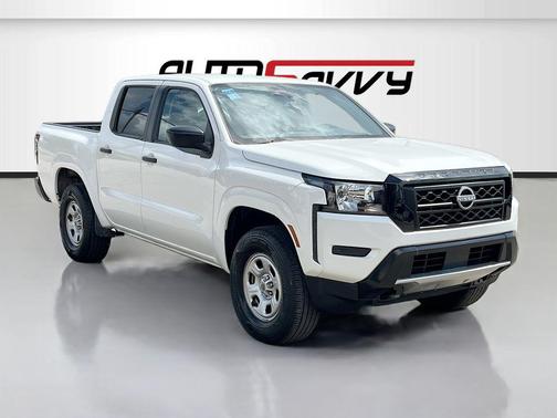 Glacier White 2024 Nissan Frontier S