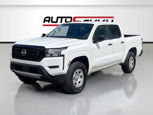 Glacier White 2024 Nissan Frontier S