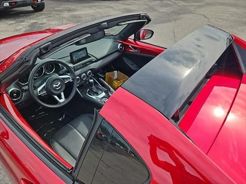2023 Mazda MX-5 Miata RF Grand Touring