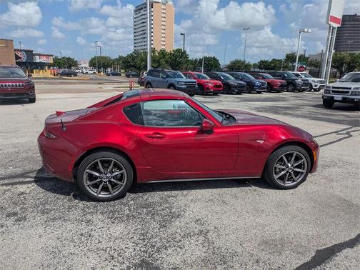 2023 Mazda MX-5 Miata RF Grand Touring
