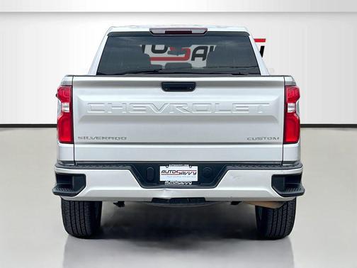 Silver Ice Metallic 2020 Chevrolet Silverado 1500 Custom