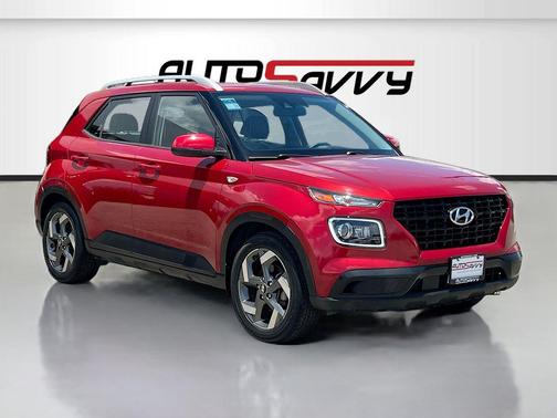 Scarlet Red Pearl 2022 Hyundai VENUE Limited