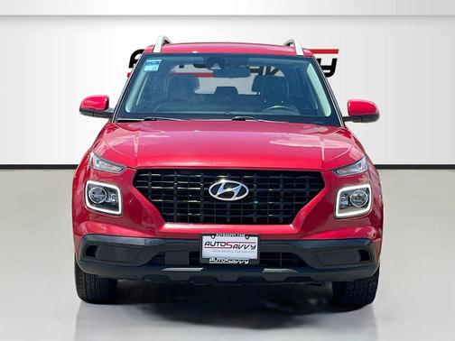 Scarlet Red Pearl 2022 Hyundai VENUE Limited